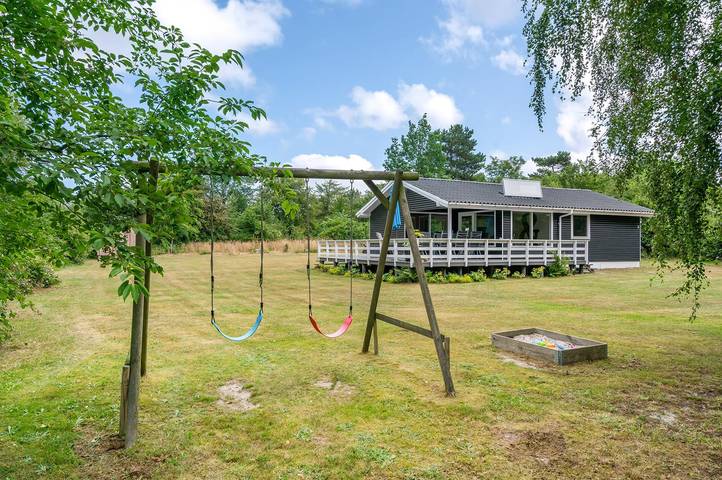 Beautiful home in Humble w/ Wifi and 3 Bedrooms in Humble, Langeland