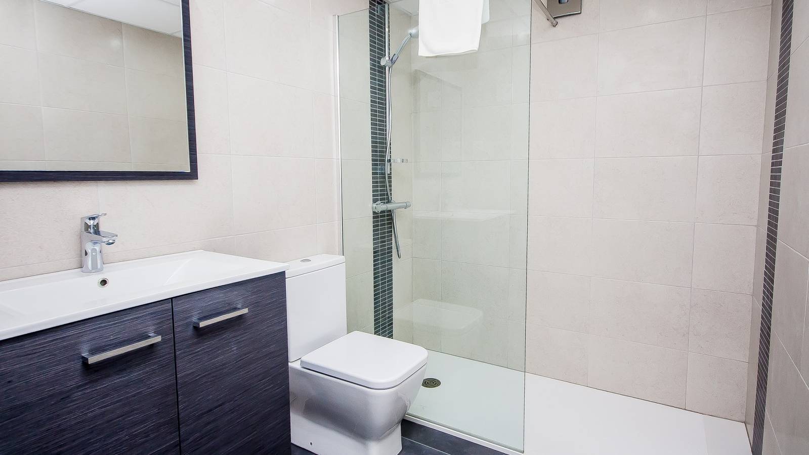 Apartamento entero, Marina Apartments 9.3.9 in Puerto de la Duquesa, Manilva