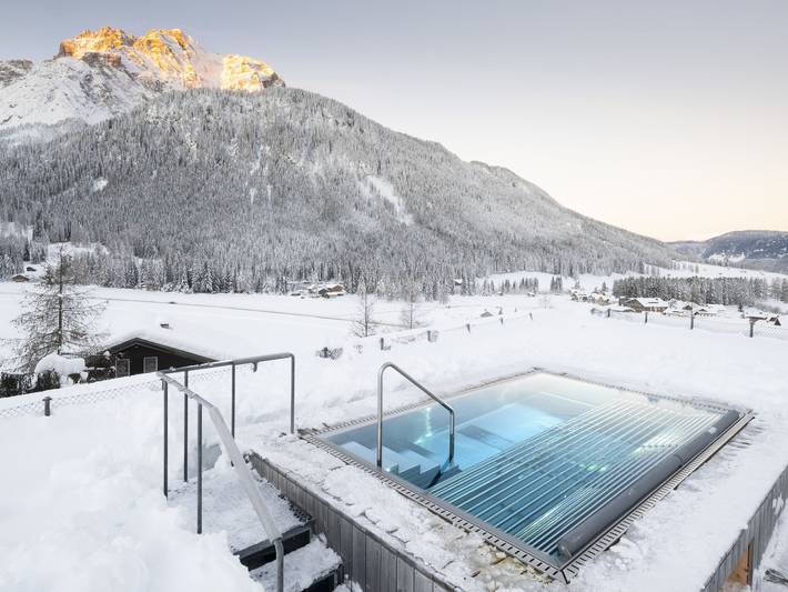 Ferienwohnung für 4 Personen, mit Terrasse und Garten sowie Ausblick in Sextener Dolomiten