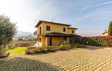 Casa Vacanza per 14 Persone in Castiglione del Lago, Lago Trasimeno, Foto 1