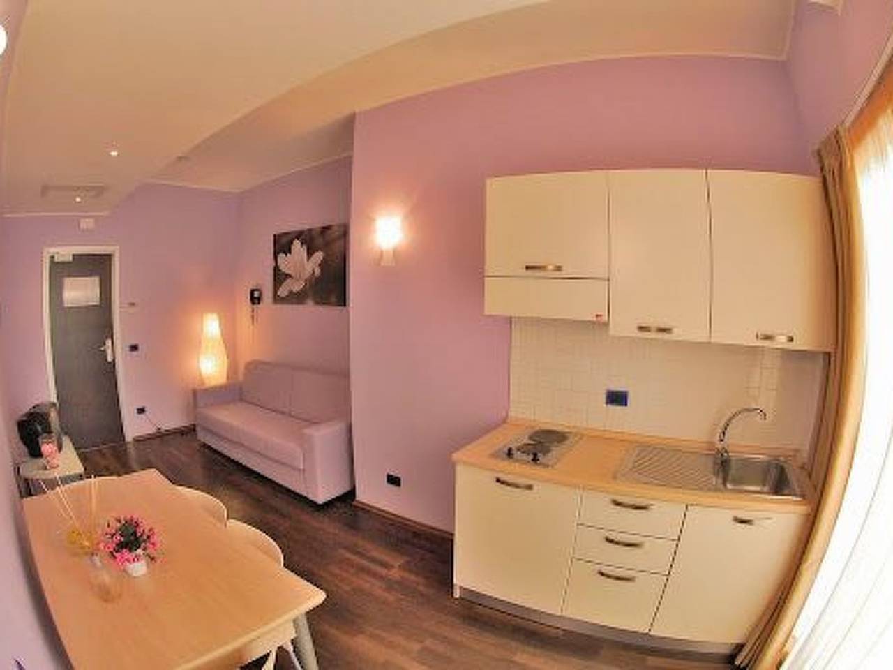 Ganze Wohnung, Superior Zwei-Zimmer-Wohnung in Alba Adriatica, Teramo Provinz