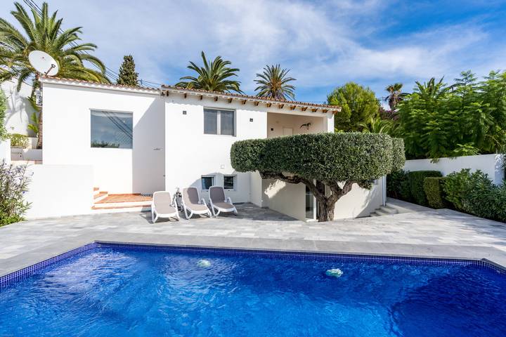 Villa pour 8 personnes, avec Vue sur l’océan ainsi que Terrasse et Jardin à Benissa - 2