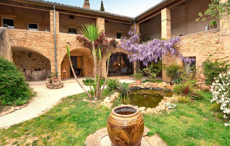 Location de vacances pour 2 personnes, avec jardin et terrasse à Sabran - 3