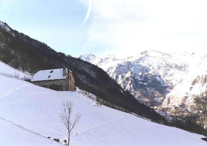 Location de vacances pour 4 personnes, avec jardin et vue à Betpouey - 3