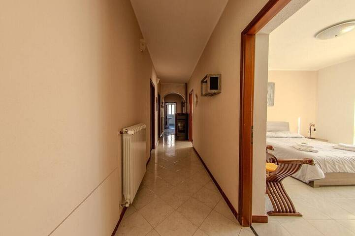 Gîte pour 10 personnes, avec Balcon et Jardin à Scala - 3