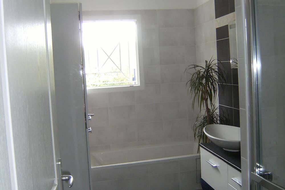 Casa nueva a las puertas de Bayona y Capbreton. in Tarnos, Region de Dax