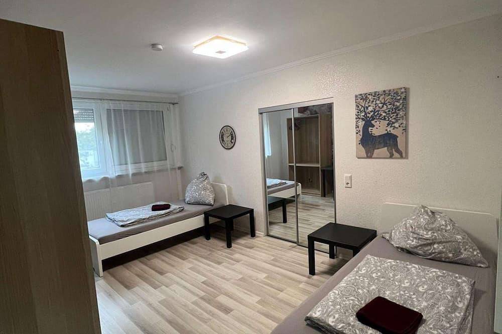 Ganze Wohnung, Zentral gelegenes Apartment in Mönchengladbach mit W-Lan in Mönchengladbach, Niederrhein