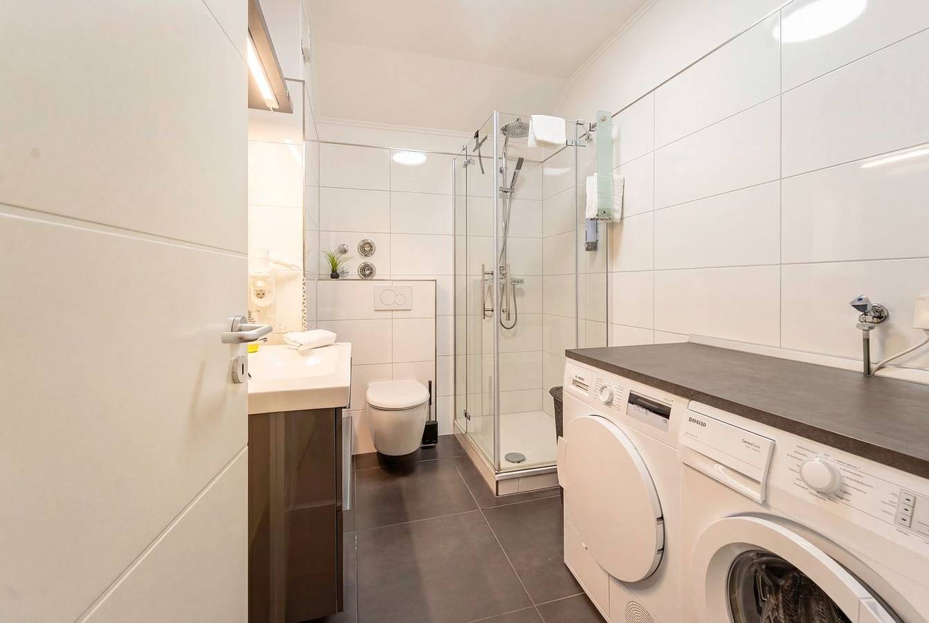 Ganze Wohnung, Lichtdurchflutetes Penthouse mit Sauna und Balkon in Bad Zwischenahn in Zwischenahner Meer, Bad Zwischenahn