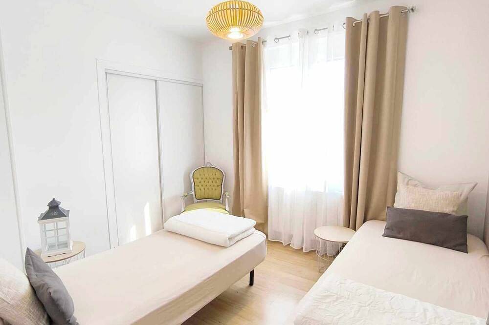 Ganze Wohnung, ☺☺ Gîte 4p Charleville Méziezres ☺☺ in Charleville-Mézières, Ardennen