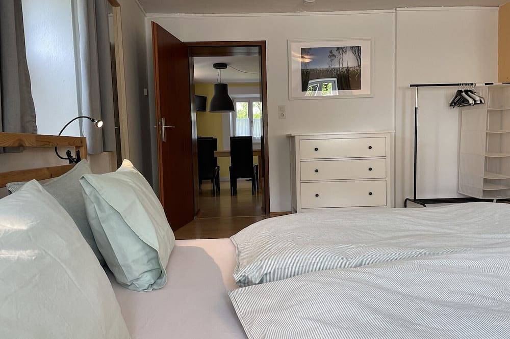 Ganze Wohnung, Helle, freundliche Wohnung rechts eini -4 Personen, 44qm, 1 Schlafzimmer mit Kamin in Schwarzbach, Bad Reichenhall