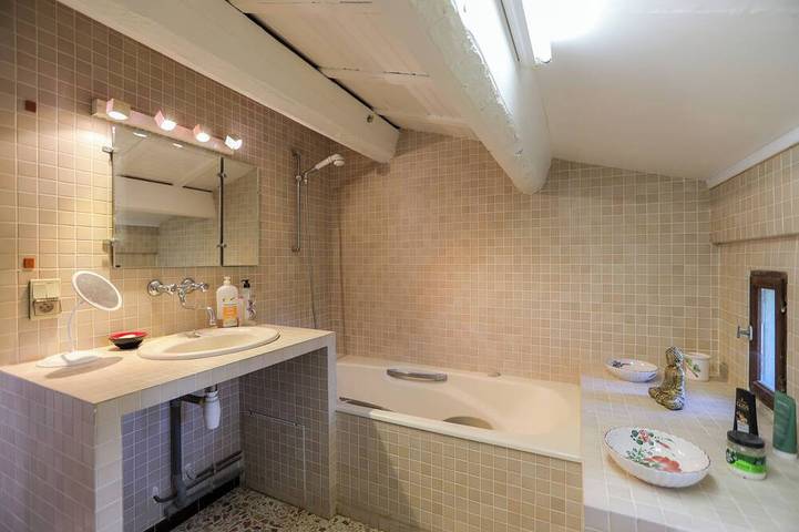 Location de vacances pour 6 personnes, avec Jardin à Saint-Hippolyte-le-Graveyron - 2