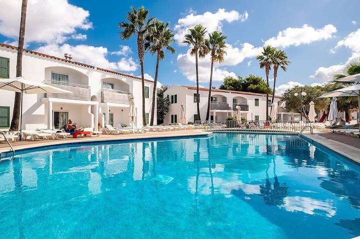 Location de vacances pour 4 personnes à Cala Blanca