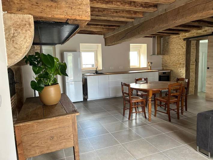 Location de vacances pour 4 personnes, avec jardin et terrasse à Montaron