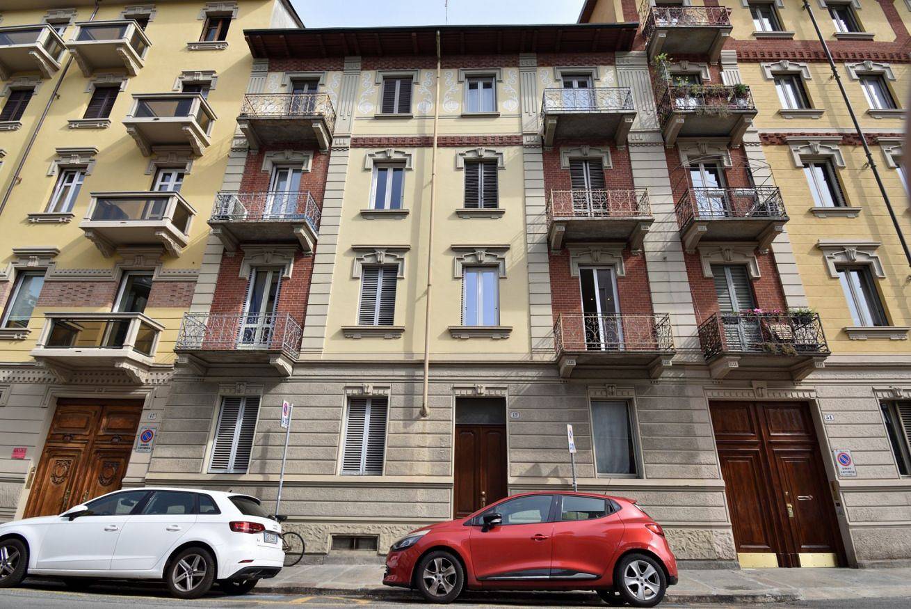 Appartement entier, Appartement de vacances pour 4 personnes avec balcon/terrasse in Turin, Province de Turin