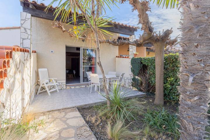 Gîte 2 habitaciones, aire acondicionado, piscina, cerca de Sigean in Roquefort-des-Corbières, Costa mediterránea (Francia)