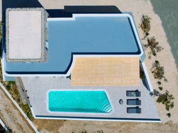 Villa for 8 Guests in Paros, Paros Regional Unit, Picture 4