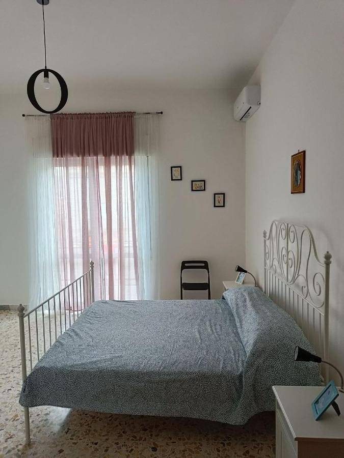 Two-Bedroom House in Mondragone, Caserta Provinz