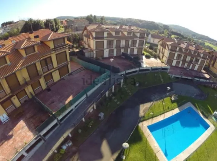 Ferienwohnung für 4 Personen, mit Ausblick und Pool sowie Garten - 1