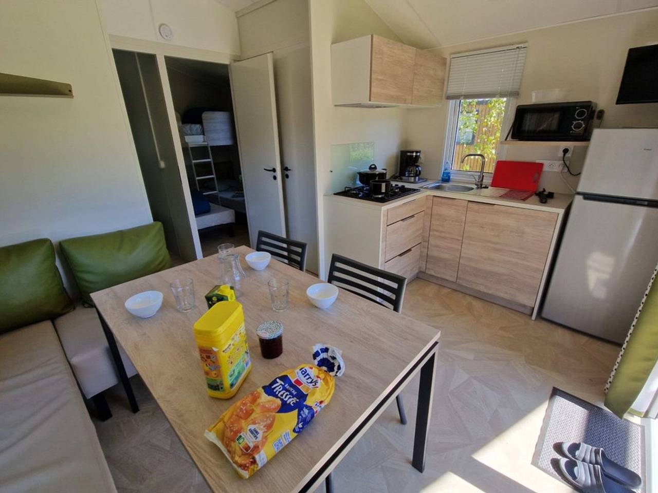 Mobil home con terraza para 5 personas in Saint-Geniez-d'Olt-et-d'Aubrac, Parc naturel régional de l'Aubrac