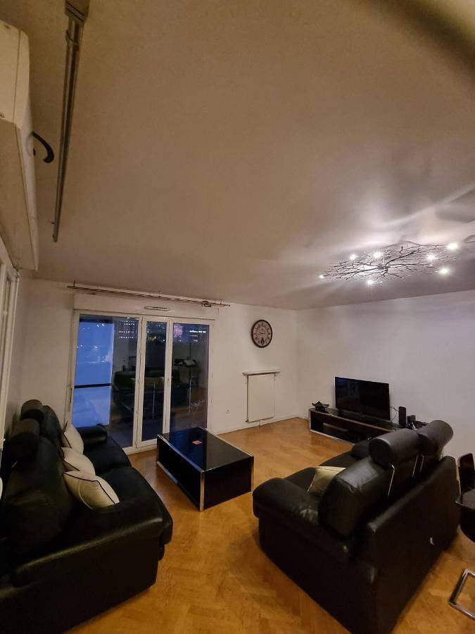 Gîte pour 7 personnes, avec terrasse et vue à Nanterre - 3