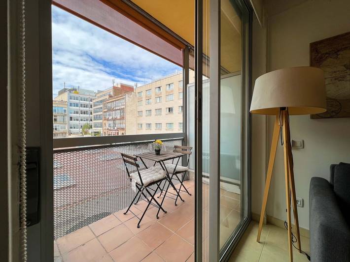 Appartamento per 3 persone, con piscina e balcone in Eixample