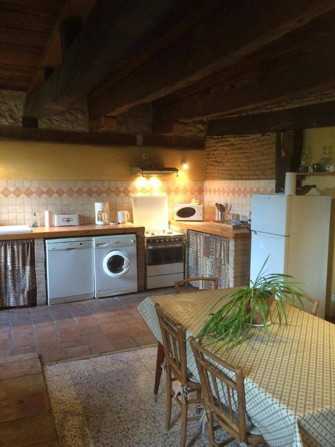Gîte pour 4 personnes, avec jardin ainsi que piscine et vue à Durfort-Lacapelette