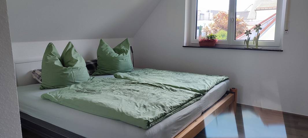 Ganze Ferienwohnung, Ferienwohnung Obstgartenblick - 40qm Ferienwohnung in Friedrichshafen, Region Bodensee-Oberschwaben