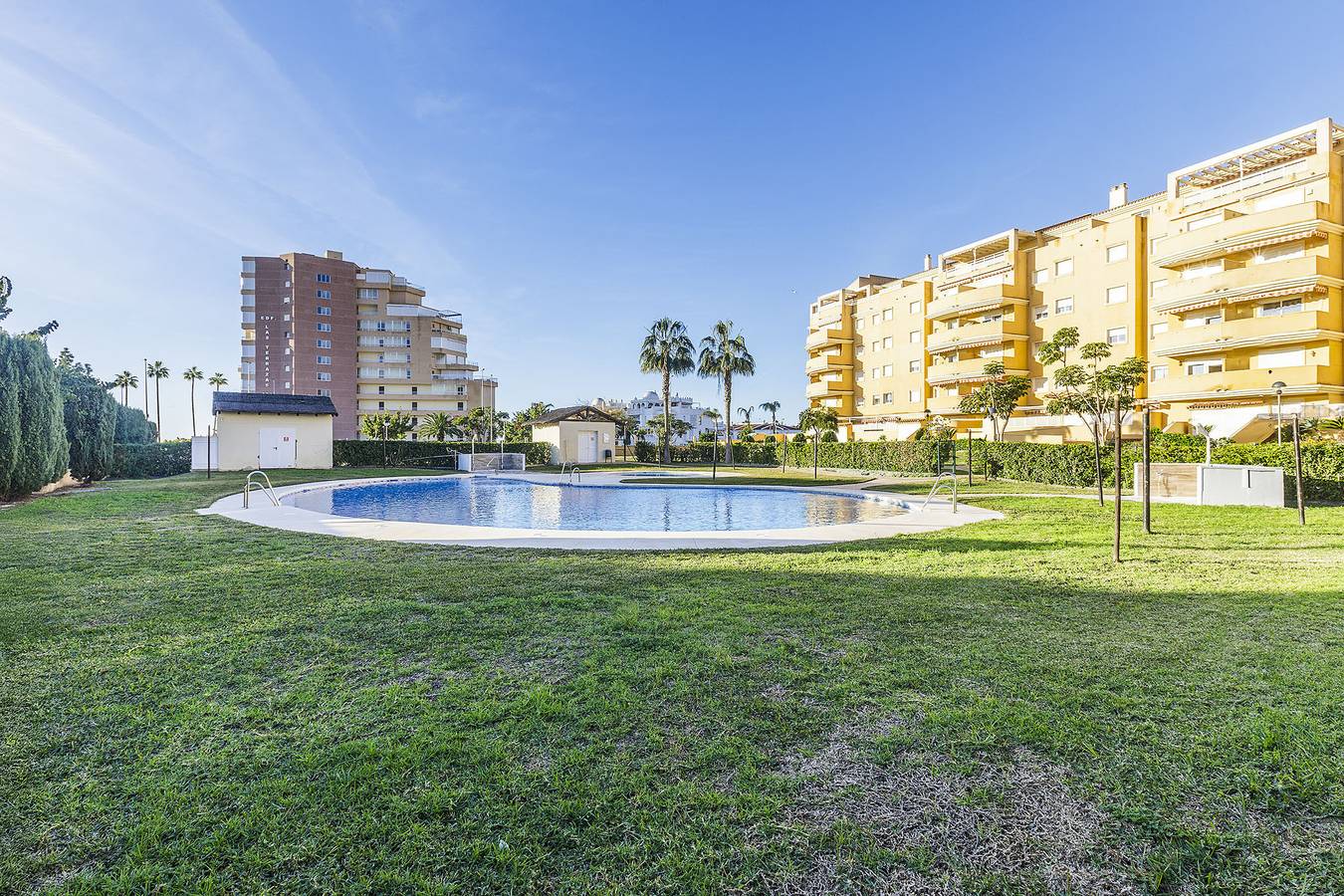 Apartamento entero, A&N Beachside Terrace Living – Algarrobo Costa in Playa de Mezquitilla (Algarrobo), Algarrobo