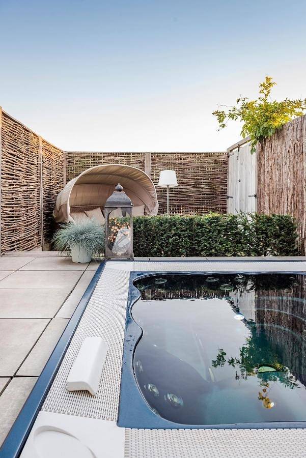 Location de vacances pour 2 personnes, avec jardin et vue ainsi que sauna et piscine à Genk - 4