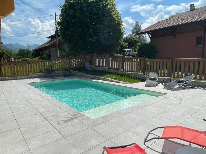 Maison d’hôte pour 2 personnes, avec piscine ainsi que vue et jardin à Saint-Paul-en-Chablais - 2