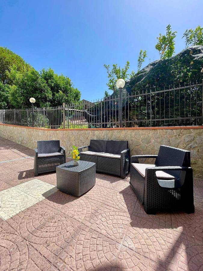 Appartamento per 4 persone, con panorama e giardino in Tramonti