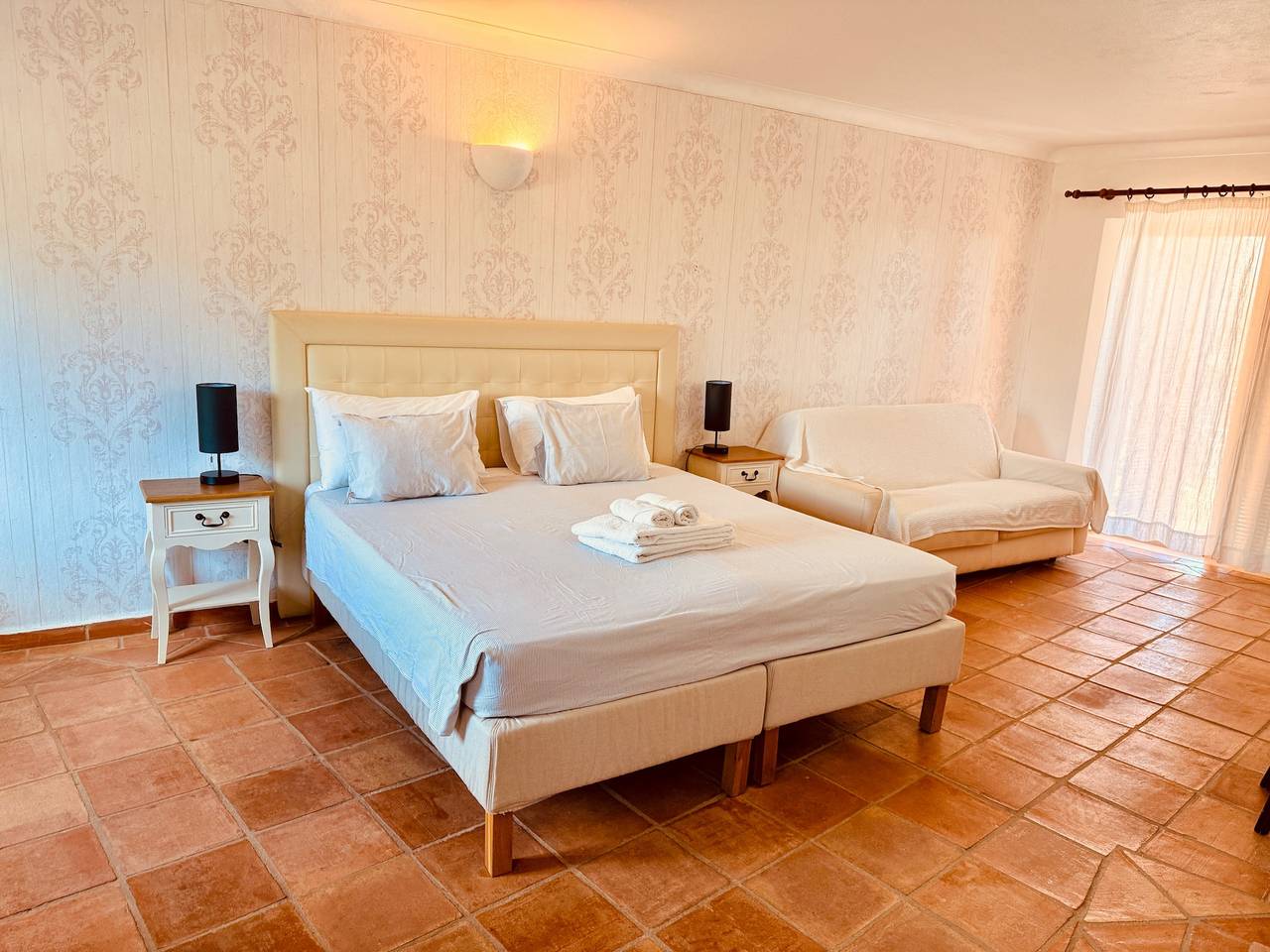 Appartement de vacances entier, Studio apartment with pool Meia Praia beach, Lagos in São Sebastião, São Gonçalo de Lagos