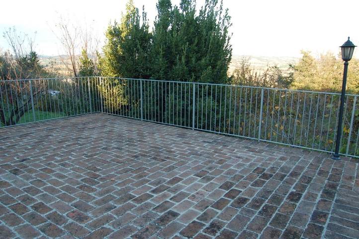 Location de vacances pour 4 personnes, avec vue ainsi que terrasse et jardin, animaux acceptés dans Villagrande (Mombaroccio) - 4