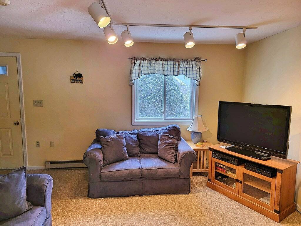 A0155- Verwaltet von Loon Reservation Service - Nh Mahlzeiten & Zimmer # 056365 in Woodstock (NH), Franconia Notch