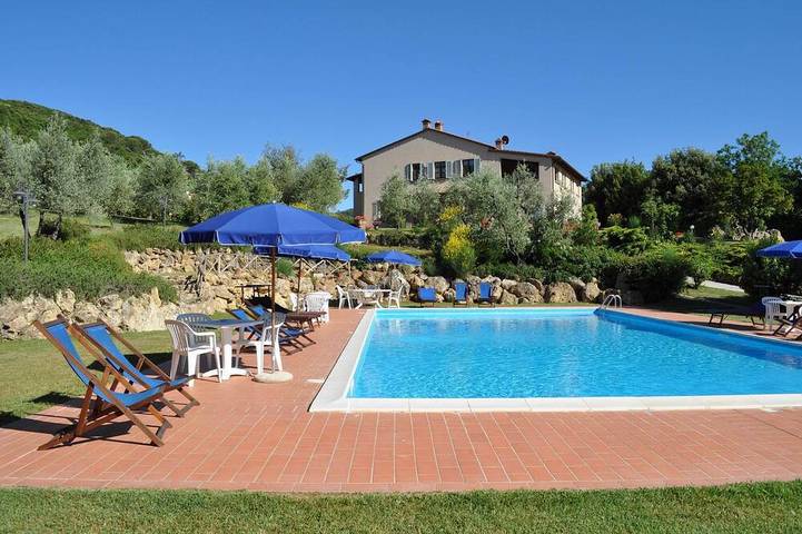 Ferienwohnung für 6 Personen, mit Garten und Pool sowie Terrasse, mit Haustier - 1