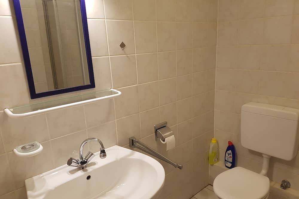 Entire apartment, Penthouse with view to the Stadthalle in Wuppertal, Bergisch region
