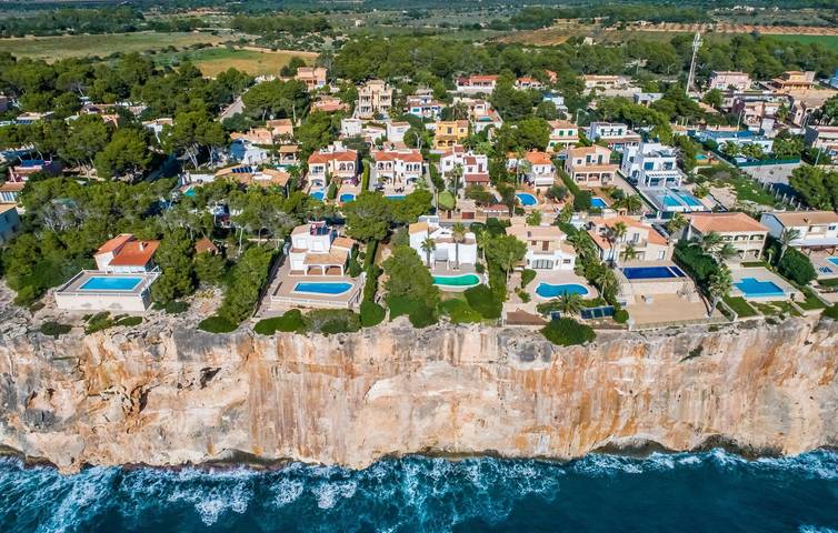 Luxus-Ferienhaus für 5 Personen, mit Terrasse in Cala Pi