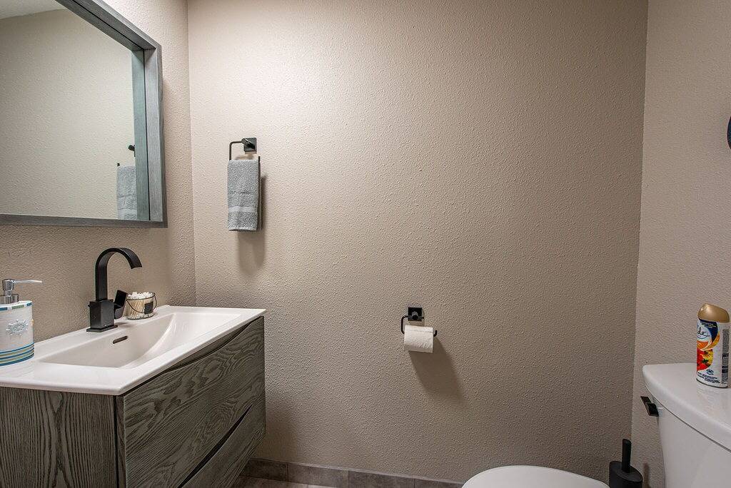 The Salty Duplex (Right Side) in Reedsport, Oregons Küste