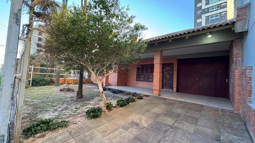 Casas e apartamentos de temporada para 16 pessoas, com balcão e vista em Tramandaí