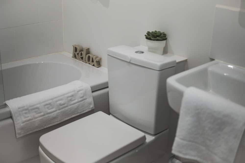 Appartement entier, Appartement-Salle de bain privée-Vue sur Rue-First floor apartment in Stockport, Grand Manchester