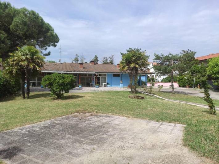 Location de vacances pour 3 personnes, avec Terrasse et Jardin à Lido Adriano - 4
