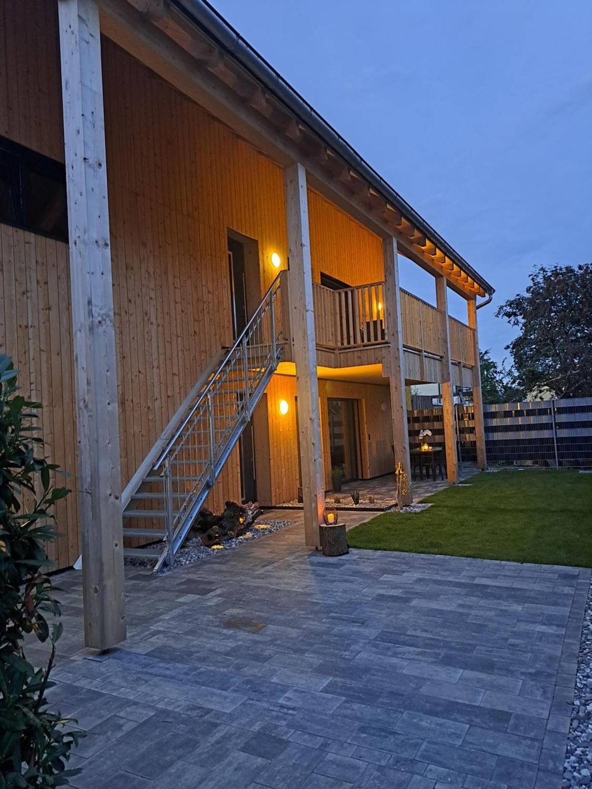 Ganze Wohnung, Apartment „Gartenappartement Leo“ mit privater Terrasse, Garten und Wlan in Höchst, Bodensee-Vorarlberg