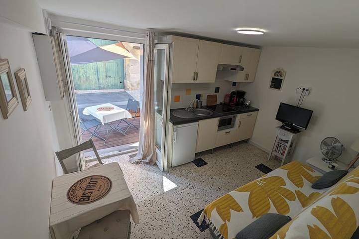 Gîte pour 2 personnes, avec terrasse à Pinet (homonymie) - 2
