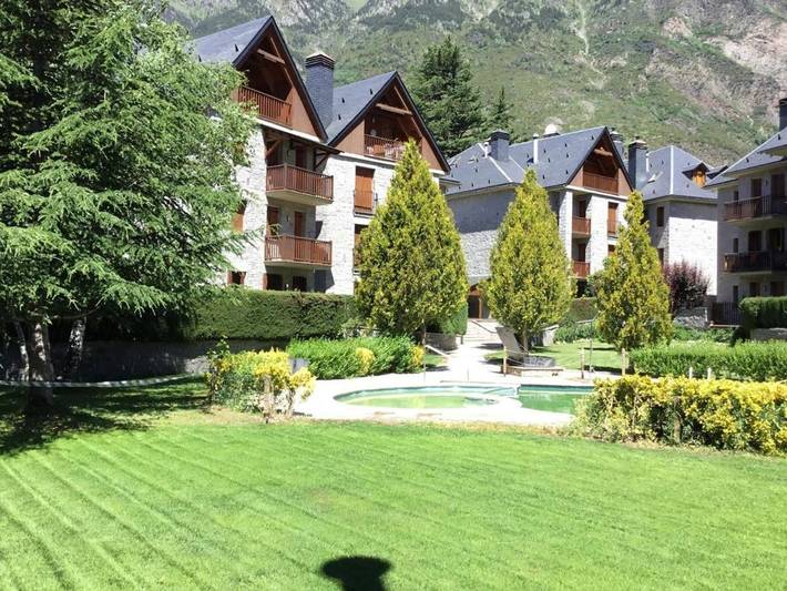 Ferienwohnung für 6 Personen, mit Pool und Ausblick sowie Garten - 1