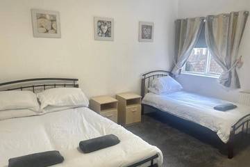 Apartment for 4 People in Westcliff-on-Sea, Southend-on-Sea, Photo 3