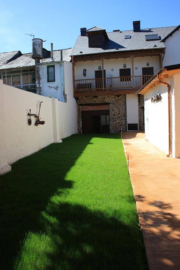 Casa rural para 18 personas, con jardín en Castilla y León - 3