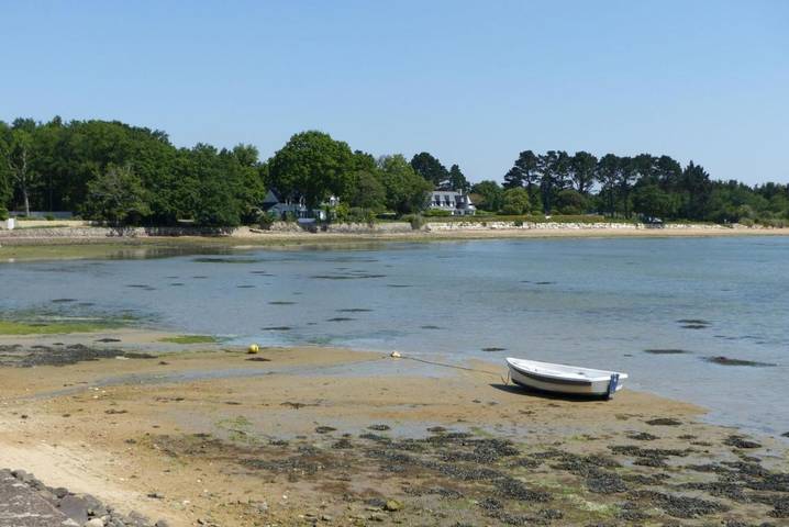 Location de vacances pour 4 personnes, avec jardin et vue, adapté aux familles dans Plage de Locmiquel - 3