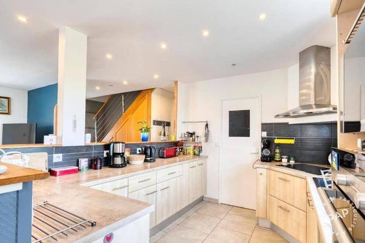 Location de vacances pour 10 personnes, avec terrasse et piscine à Ranville - 3