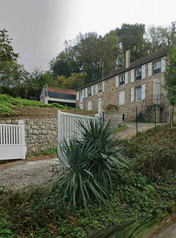 Gîte pour 4 personnes, avec sauna ainsi que terrasse et vue à Lissac-sur-Couze - 2