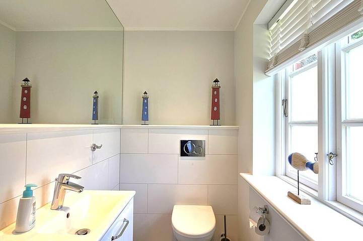 Ganze Wohnung, 4-Sterne Ferienhaus Pastoratshof - Haus 6 mit Sauna & Kamin auf Föhr in Nordfriesische Inseln (Schleswig-Holstein) (Schleswig-Holstein), Wrixum